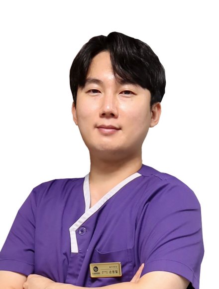 치료실장 손명철